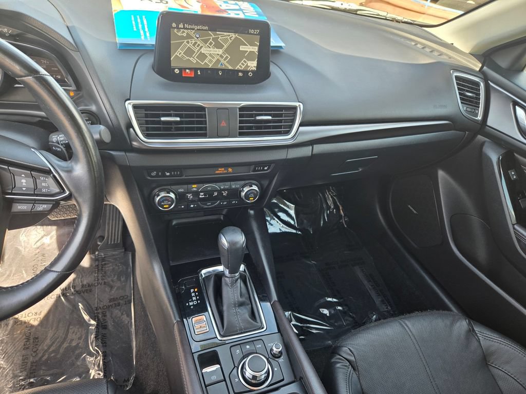 Used 2017 MAZDA MAZDA3 Grand Touring w/ Premium Equipment Package FWD image 18