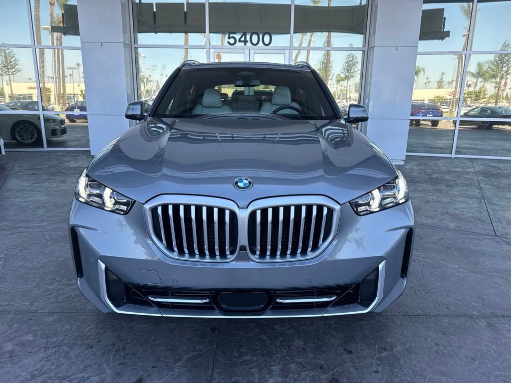 New 2026 BMW X5 sDrive40i w/ Premium Package RWD image 2