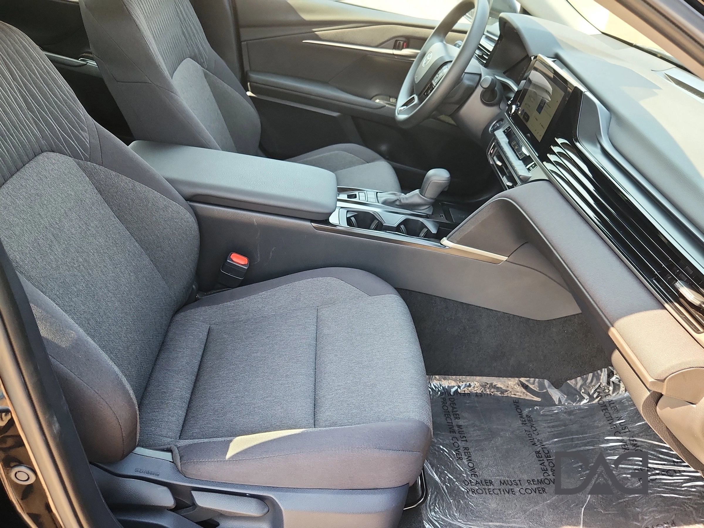 Used 2025 Toyota Camry LE image 24