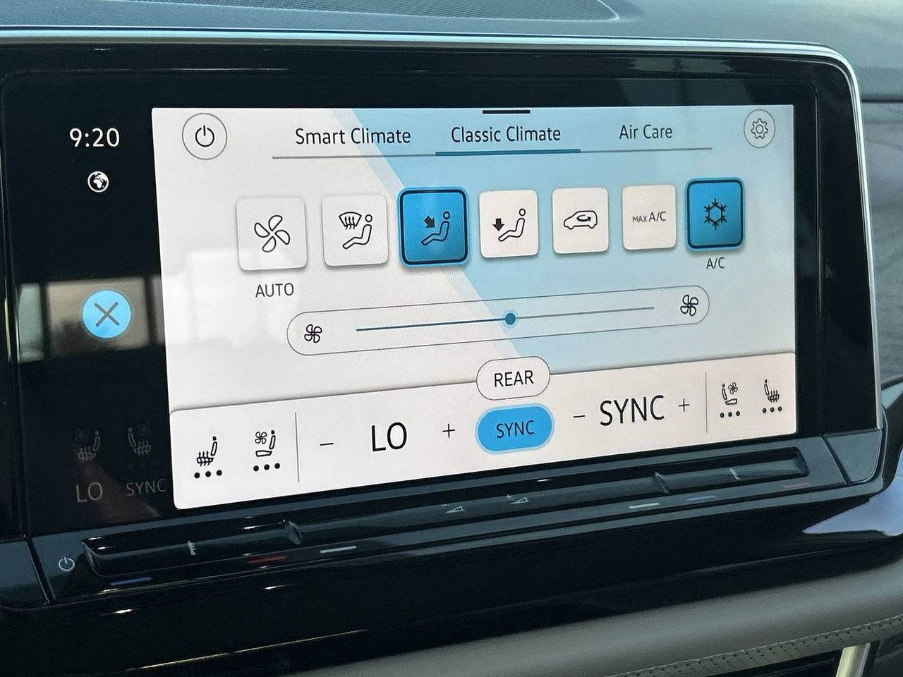 New 2026 Volkswagen Atlas SE image 24