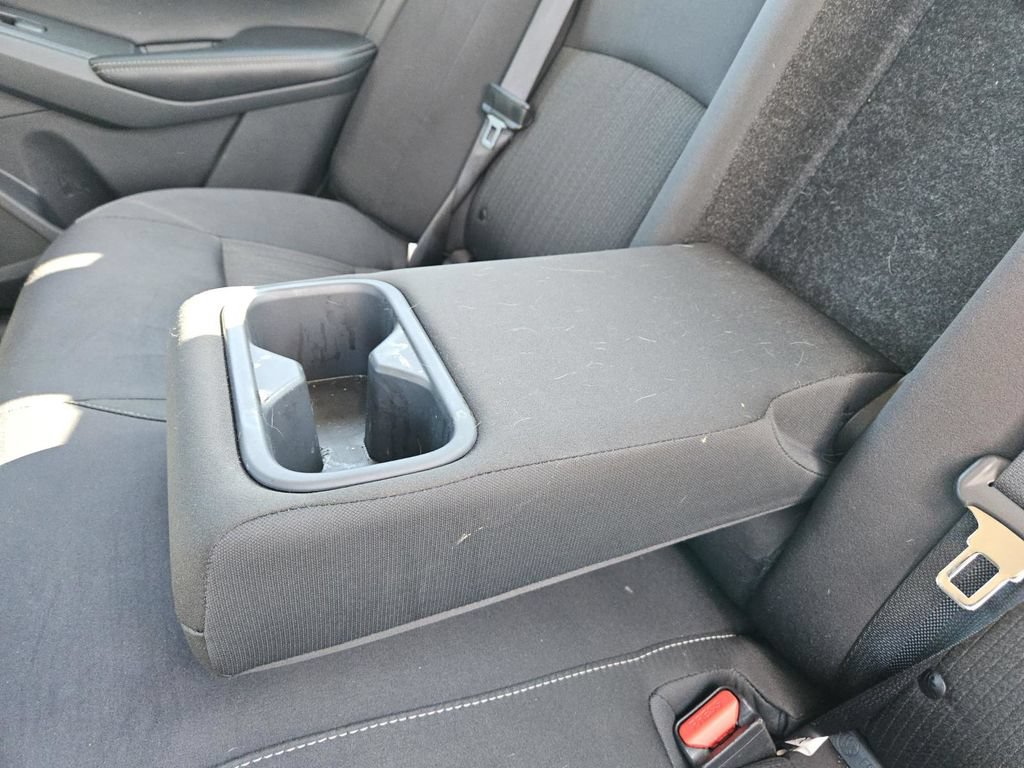 Used 2025 Nissan Altima 2.5 SV FWD image 37
