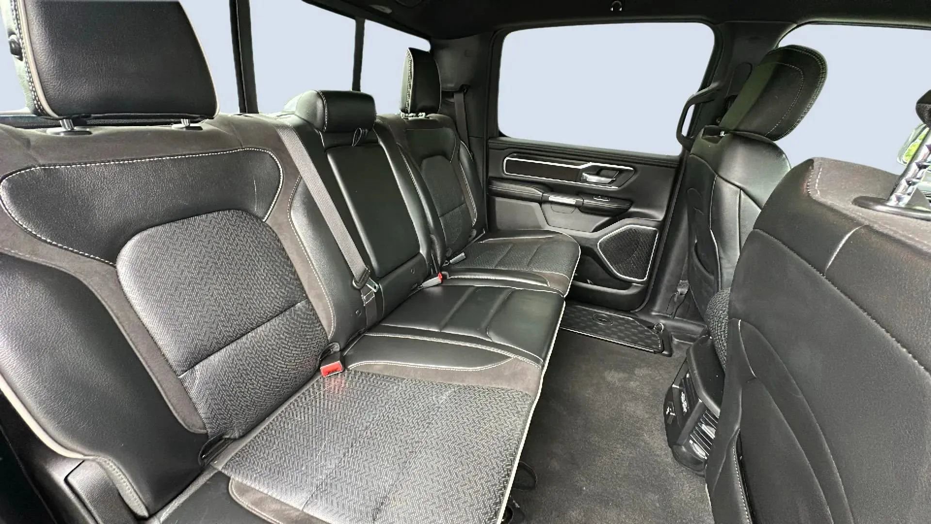 Used 2023 RAM 1500 Laramie image 14