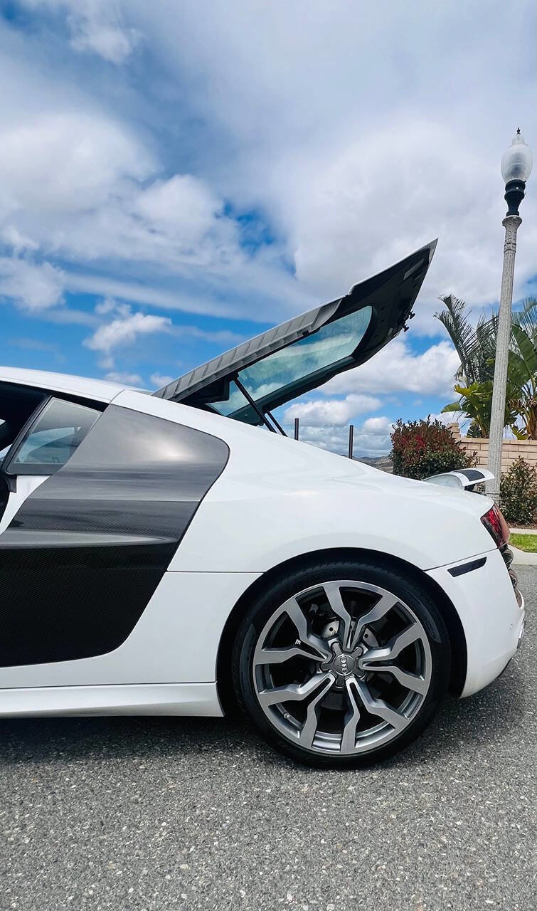 Used 2011 Audi R8 V10 AWD/4WD image 16