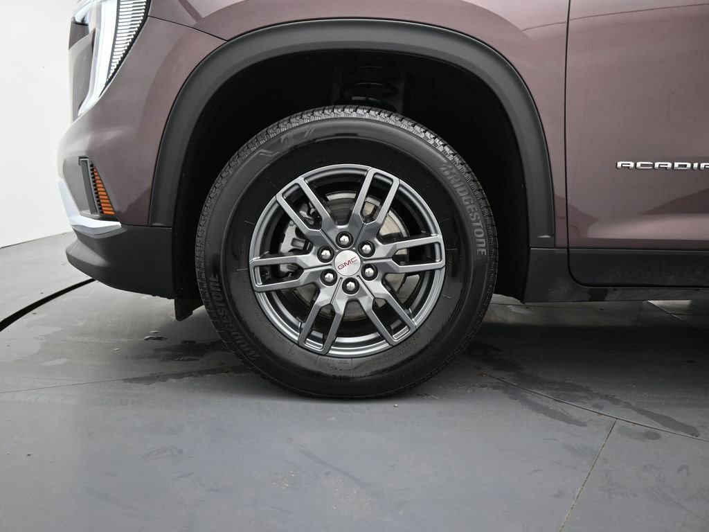 Used 2025 GMC Acadia Elevation image 8