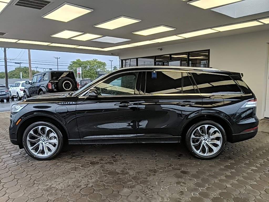 Used 2022 Lincoln Aviator Grand Touring image 8