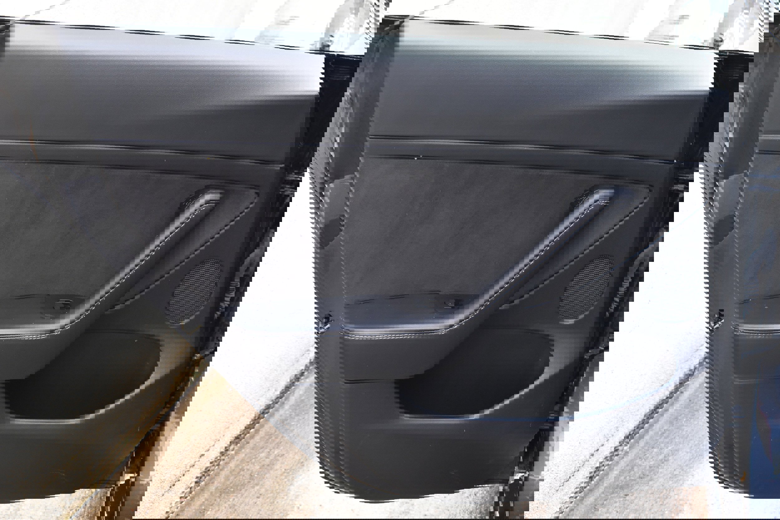 Used 2023 Tesla Model 3 Standard Range image 26