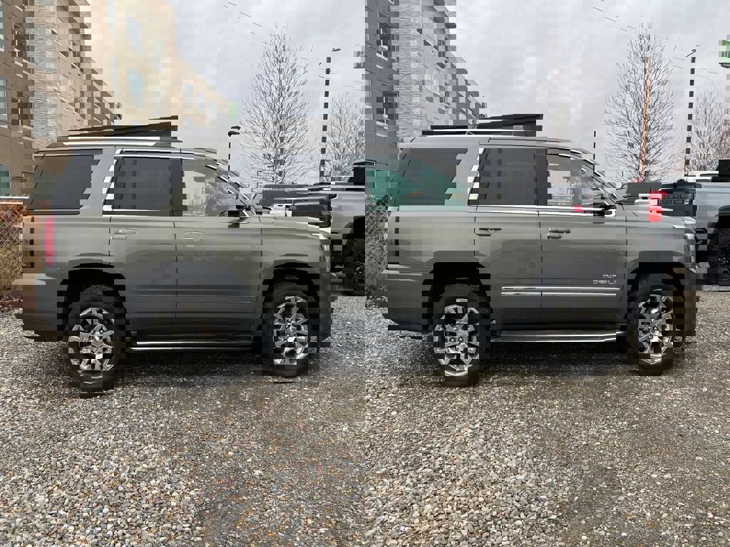 Used 2018 GMC Yukon Denali w/ Open Road Package image 6