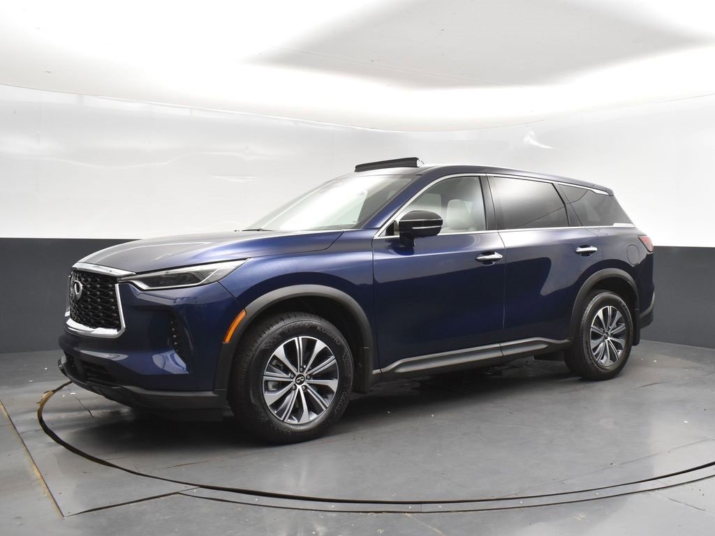 Certified 2023 INFINITI QX60 Pure image 3