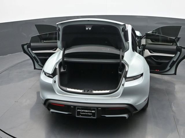 Used 2025 Porsche Taycan 4S image 28