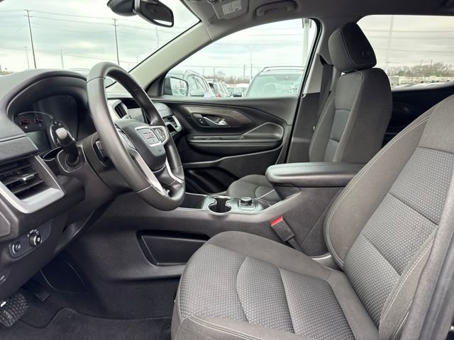 Used 2024 GMC Terrain SLE image 11
