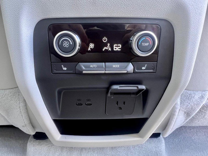 New 2026 Buick Enclave Avenir w/ Super Cruise Package image 14