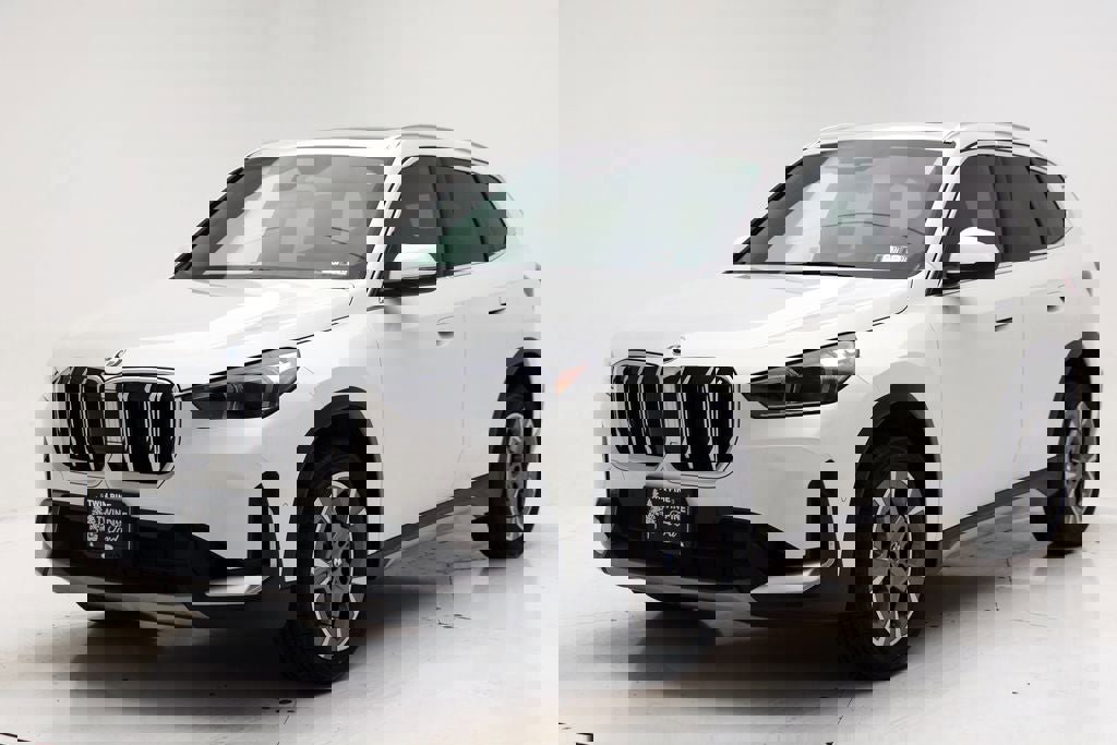 Used 2025 BMW X1 xDrive28i video 2
