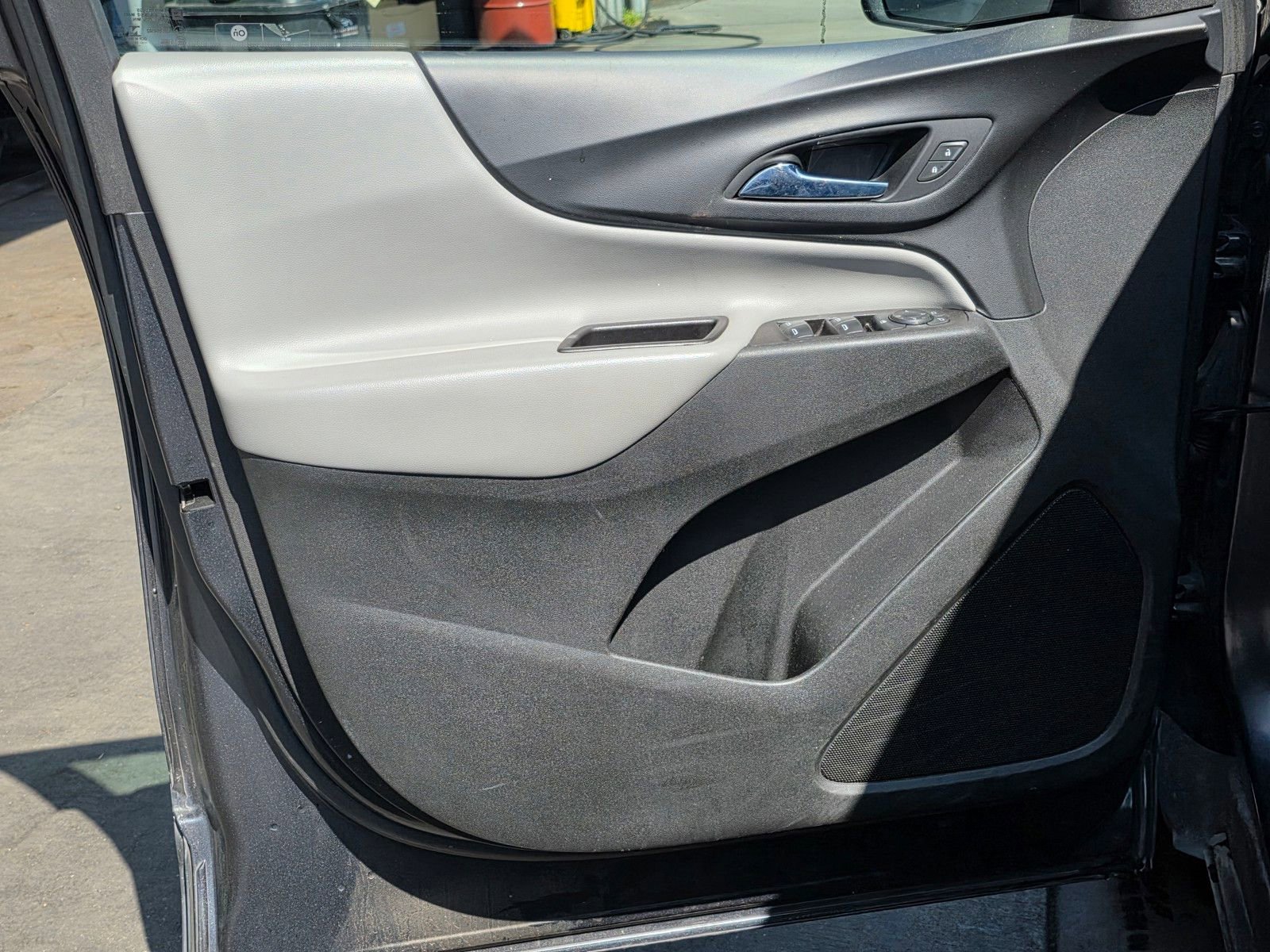 Used 2022 Chevrolet Equinox LT FWD image 13