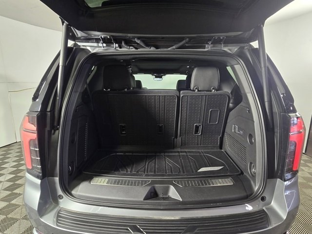 New 2025 Chevrolet Tahoe High Country w/ Sun And Tow Package image 18