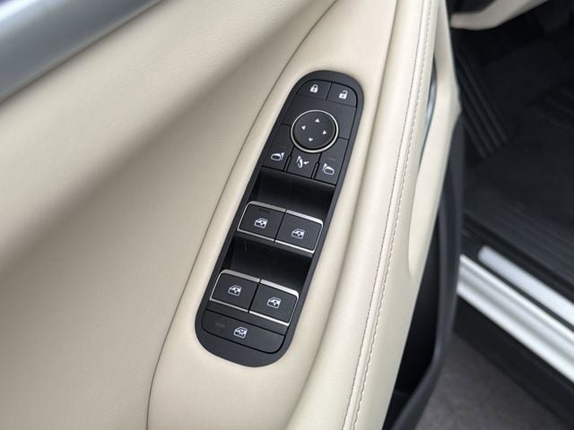 Used 2025 INFINITI QX60 Luxe w/ Vision Package FWD image 21