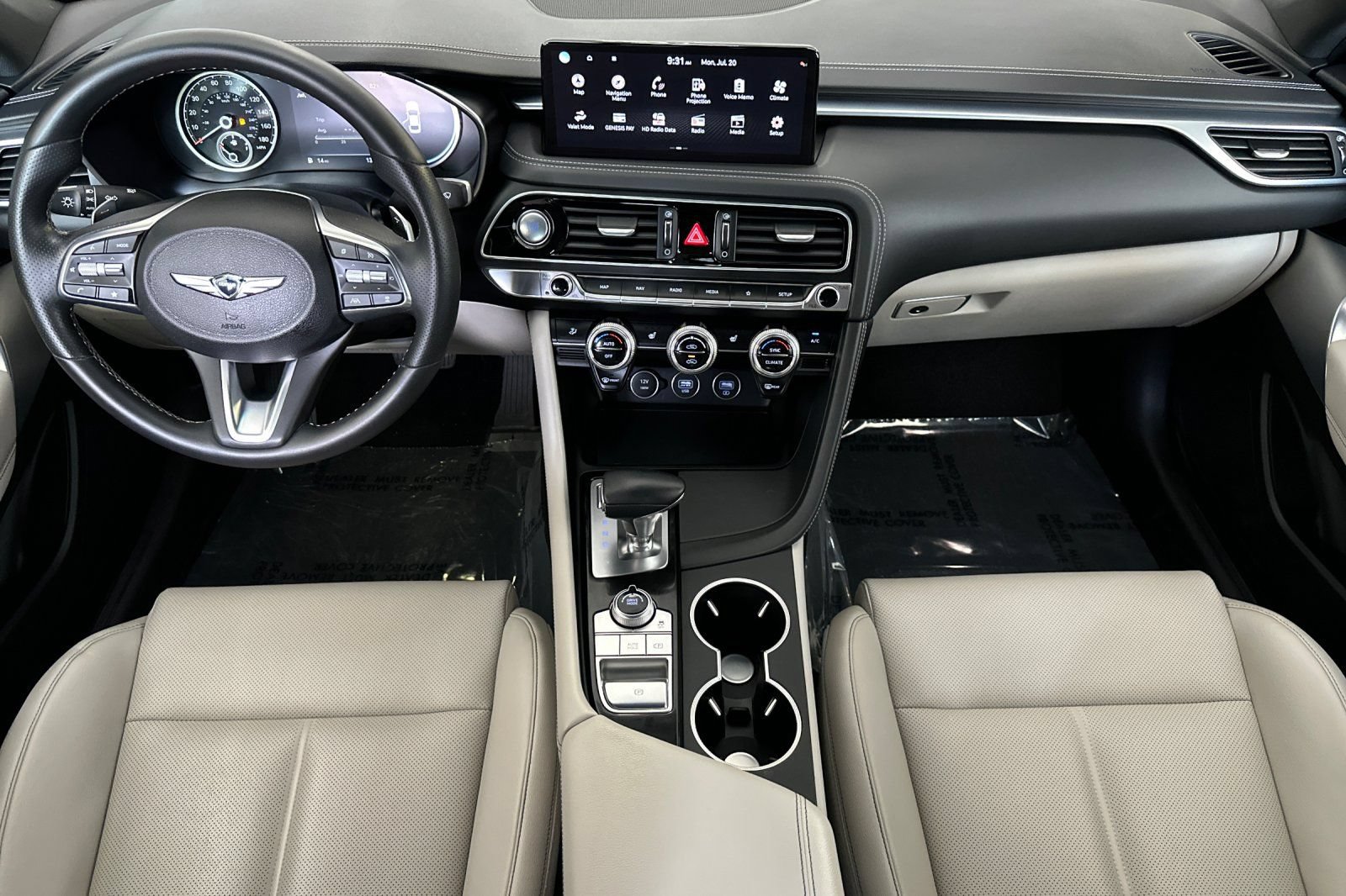 Used 2023 Genesis G70 2.0T RWD image 16