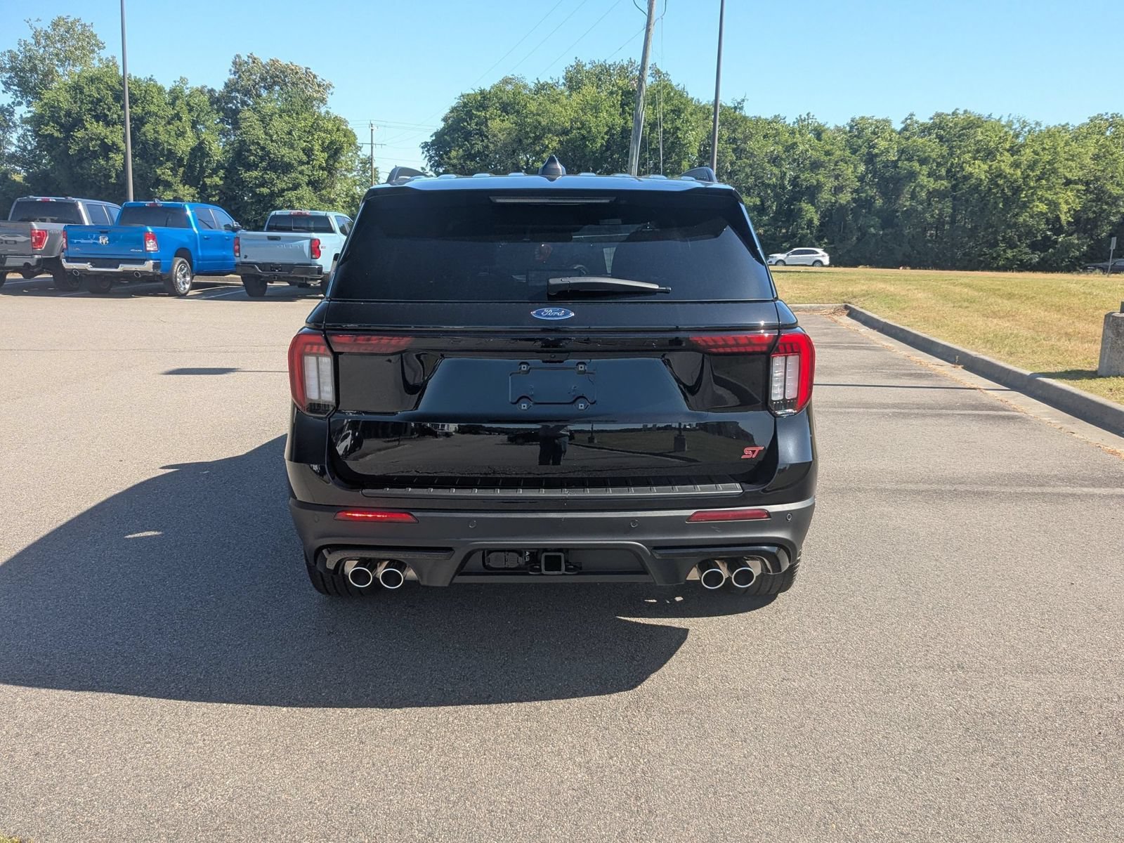 New 2026 Ford Explorer ST w/ Sun And Sound Package AWD/4WD image 4