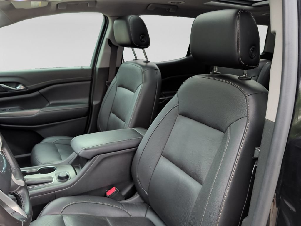 Used 2019 GMC Acadia SLT w/ Black Edition AWD/4WD image 17