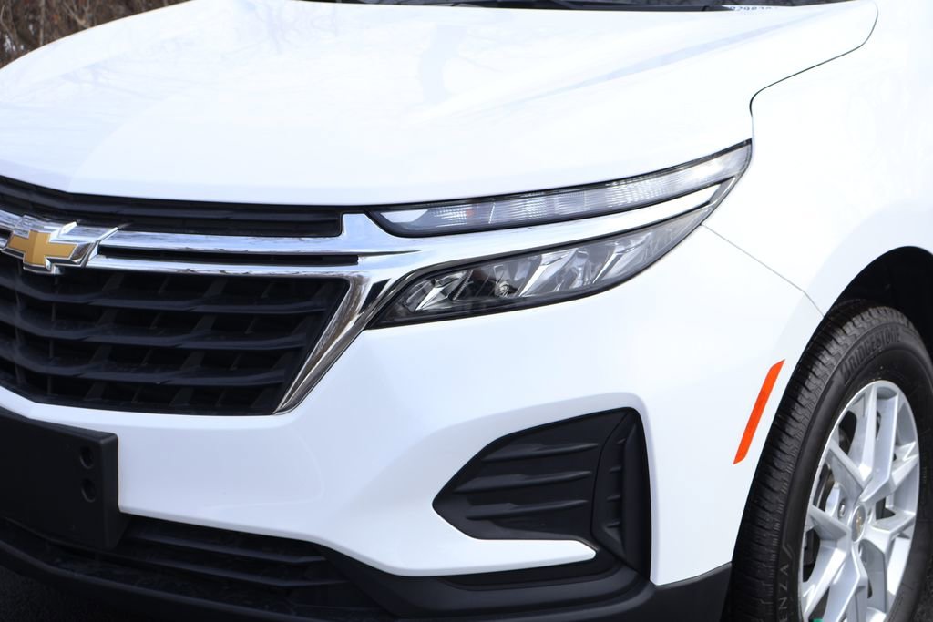 Certified 2024 Chevrolet Equinox LS w/ Driver Confidence II Package image 4