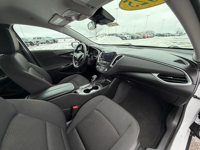 Used 2025 Chevrolet Malibu LT image 25