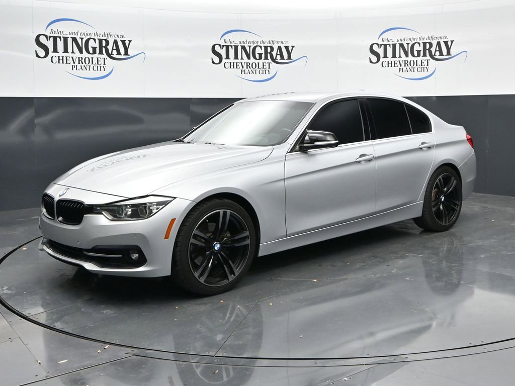 Used 2018 BMW 330i Sedan RWD image 3
