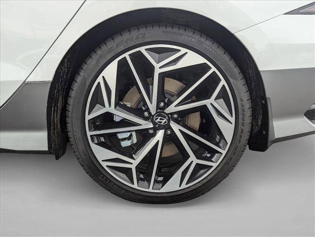 New 2025 Hyundai Ioniq 6 SEL image 9