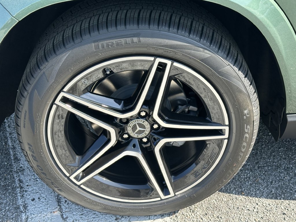 New 2026 Mercedes-Benz GLS 450 4MATIC image 20