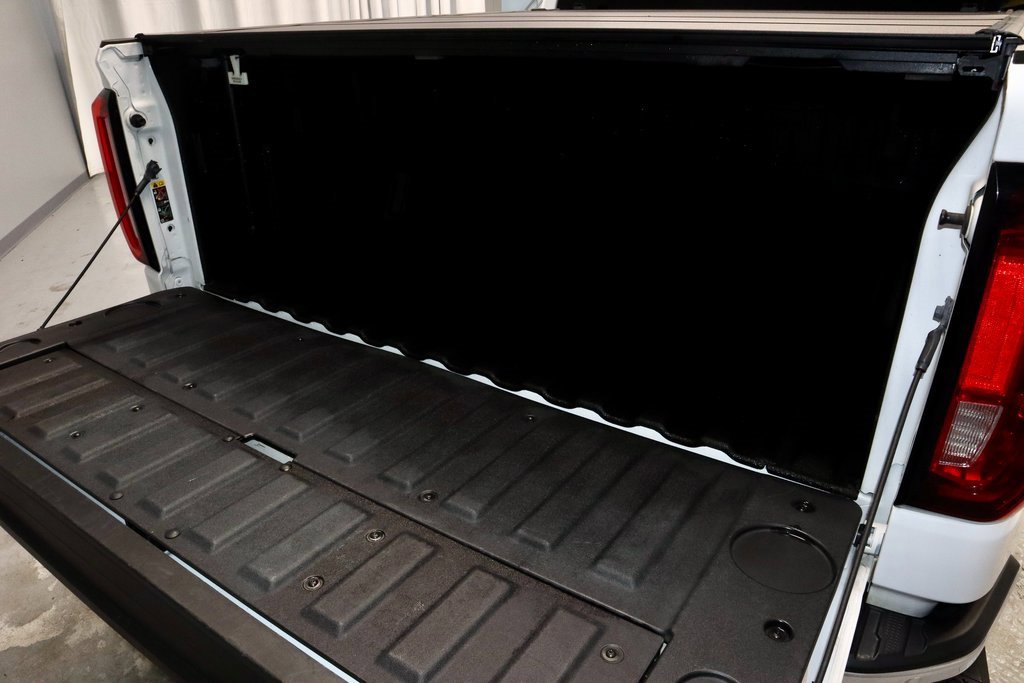 Used 2022 GMC Sierra 1500 SLT w/ SLT Premium Package image 18