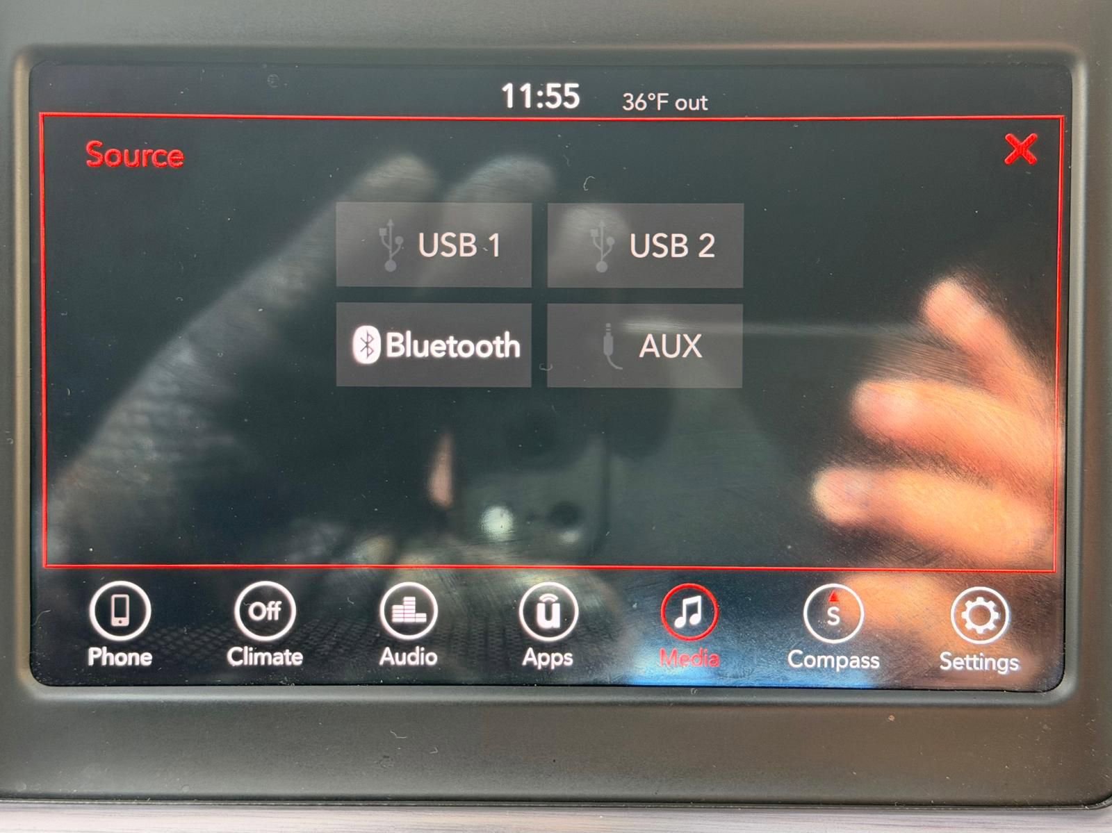 Used 2018 Dodge Challenger SXT RWD image 33
