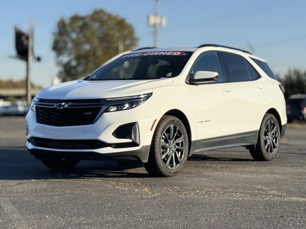 Used 2022 Chevrolet Equinox RS w/ LPO, Floor Liner Package image 3