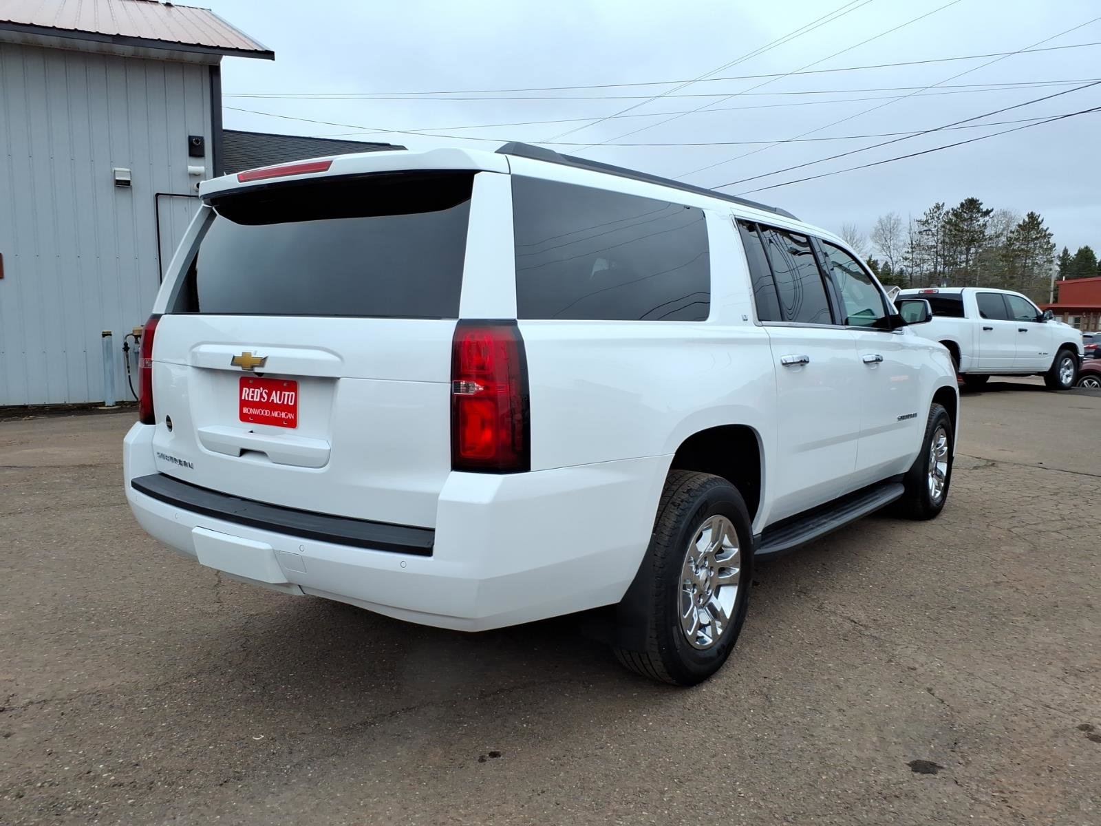 Used 2018 Chevrolet Suburban LT AWD/4WD image 6