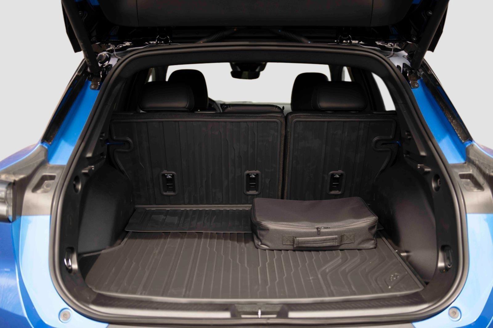 New 2026 Chevrolet Equinox EV LT w/ Active Safety Package 3 image 7