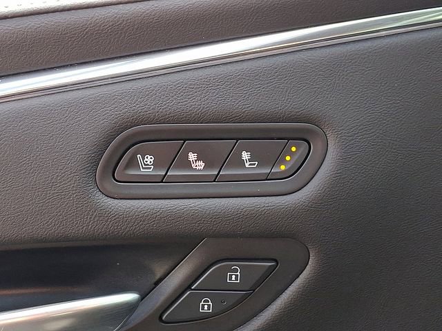 Certified 2024 Cadillac Escalade Sport w/ Touring Package image 30