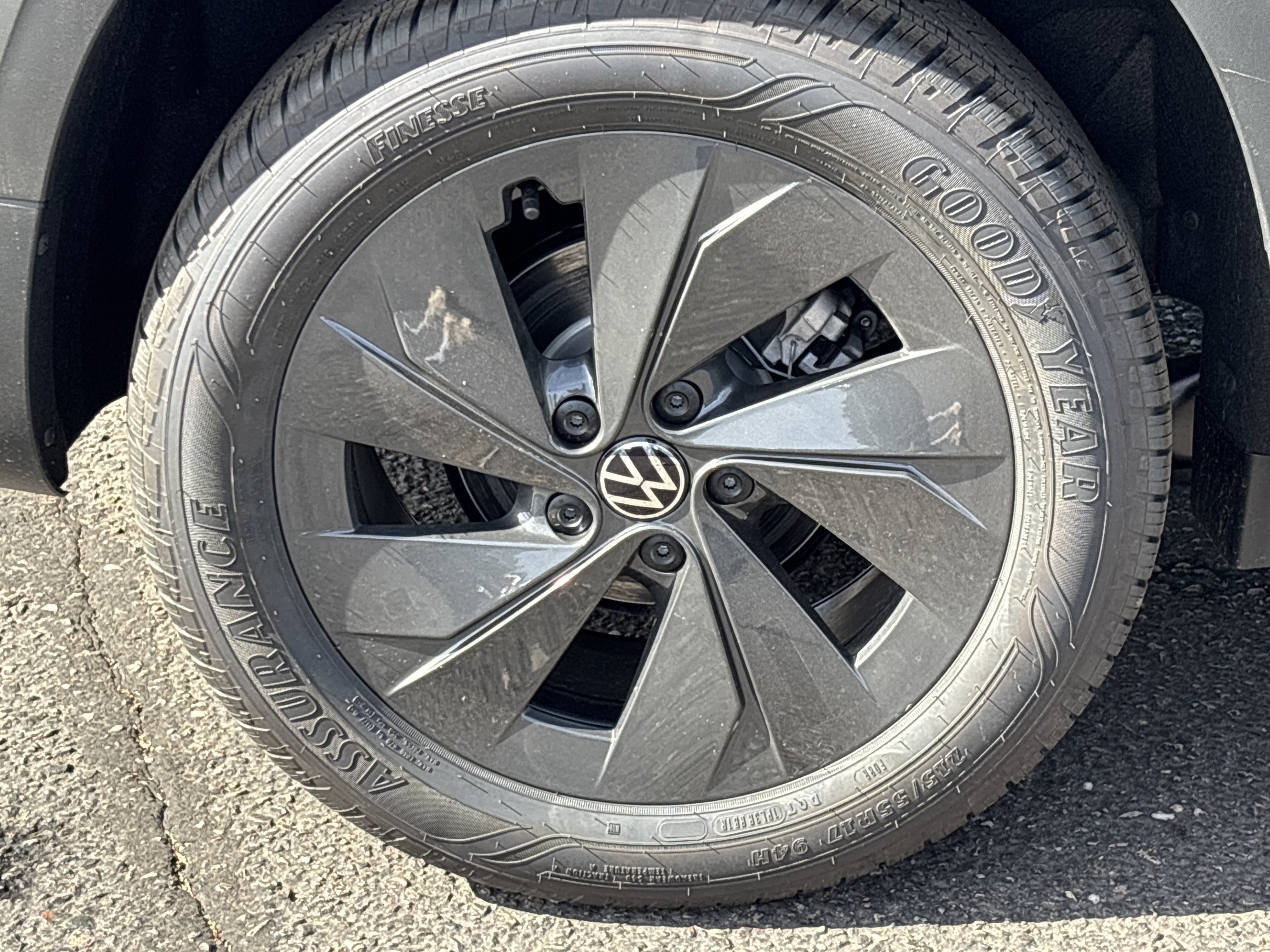 New 2026 Volkswagen Taos S FWD image 6