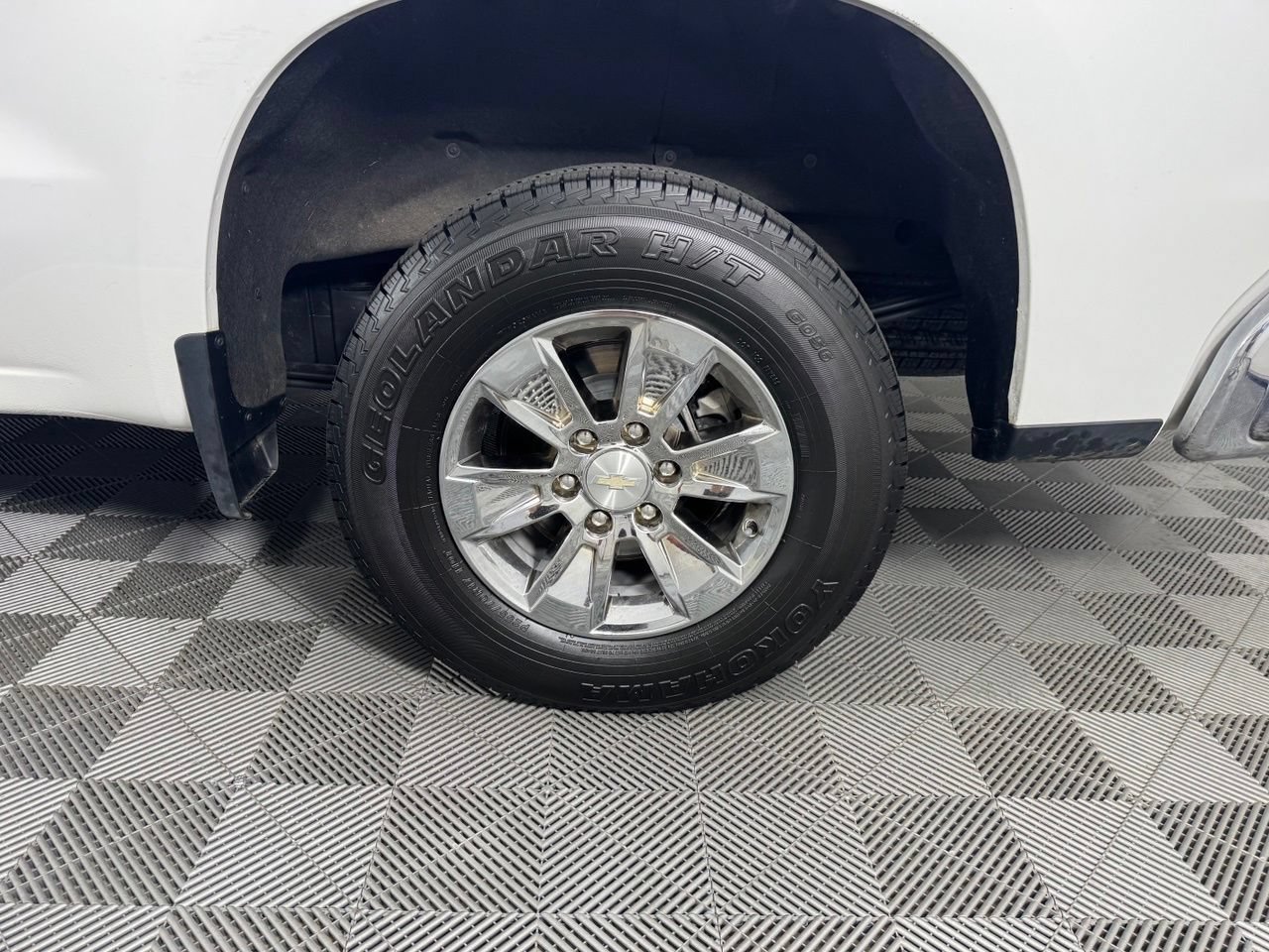 Used 2023 Chevrolet Silverado 1500 LT w/ Protection Package AWD/4WD image 37