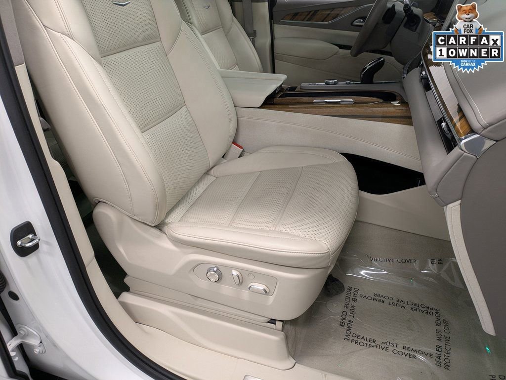 Used 2022 Cadillac Escalade Premium Luxury Platinum w/ Heavy-Duty Trailer Package image 29