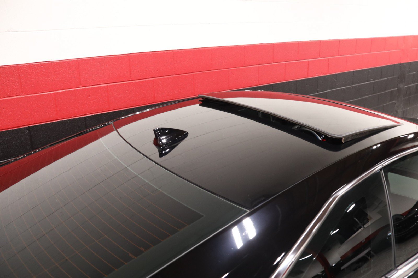 Used 2014 Cadillac CTS V w/ Wood Trim Package RWD image 10