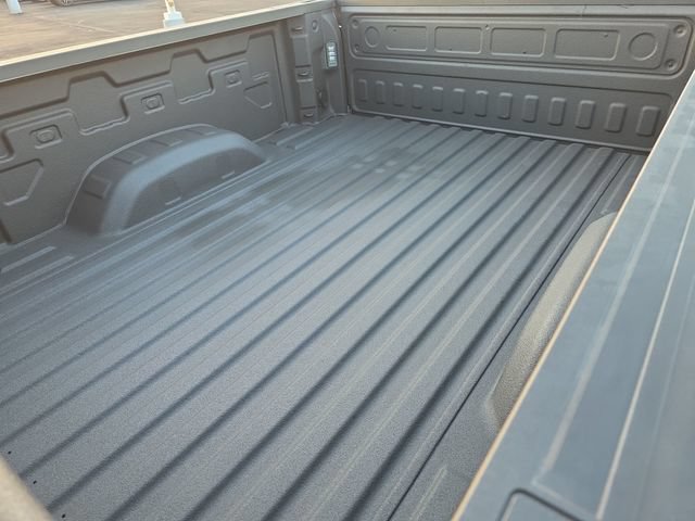 Certified 2025 Chevrolet Silverado 2500 Custom w/ Custom Convenience Package AWD/4WD image 28