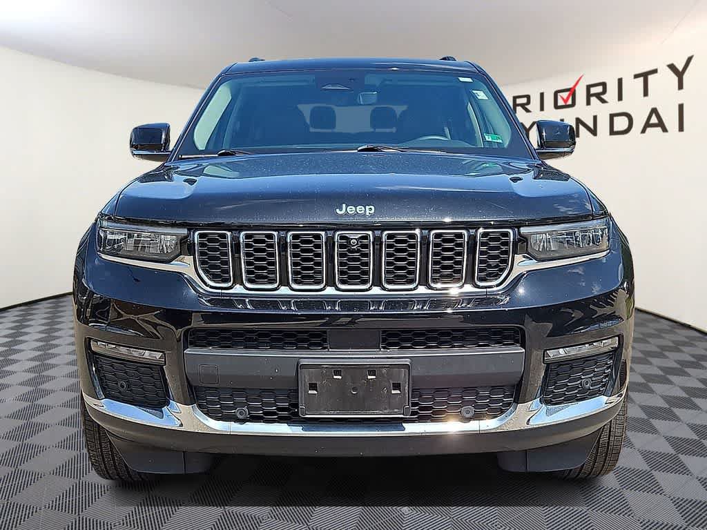 Used 2023 Jeep Grand Cherokee L Limited w/ Luxury Tech Group II AWD/4WD image 2