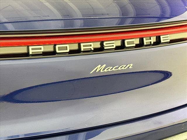 Certified 2026 Porsche Macan AWD/4WD image 26