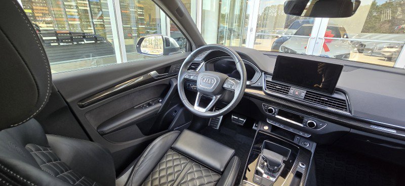 Used 2023 Audi SQ5 Premium Plus w/ Premium Plus Package image 14