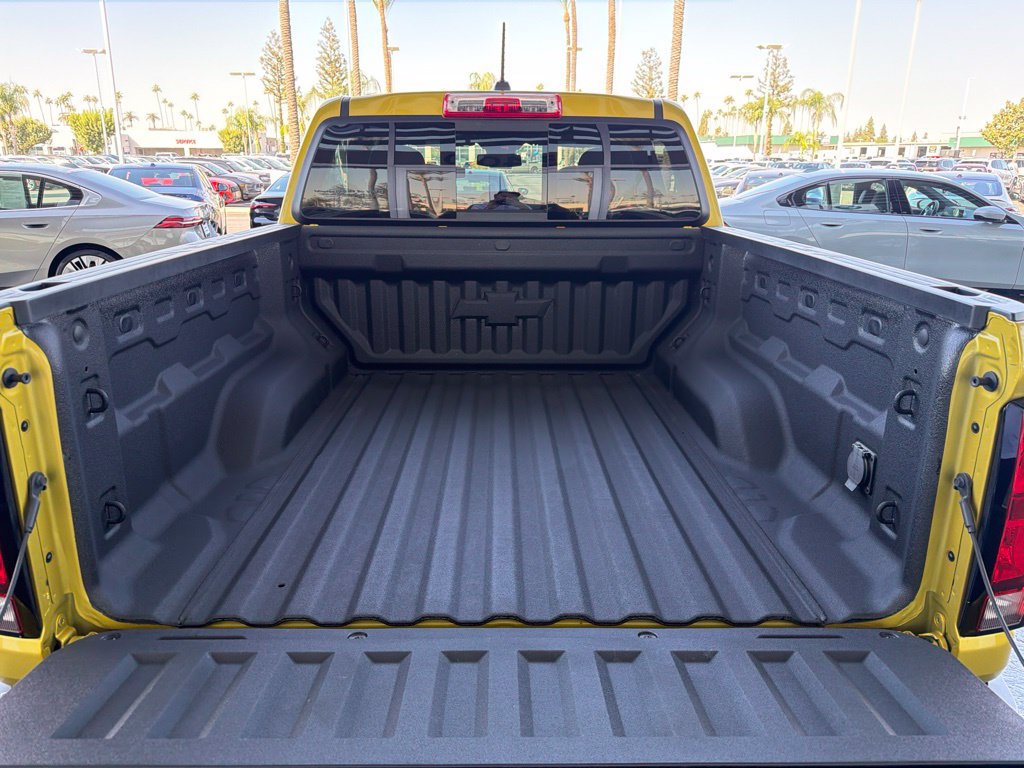Used 2023 Chevrolet Colorado Z71 w/ Z71 Convenience Package 2 AWD/4WD image 21