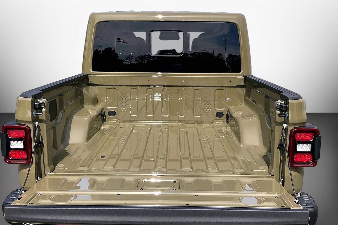 New 2026 Jeep Gladiator Mojave AWD/4WD image 21