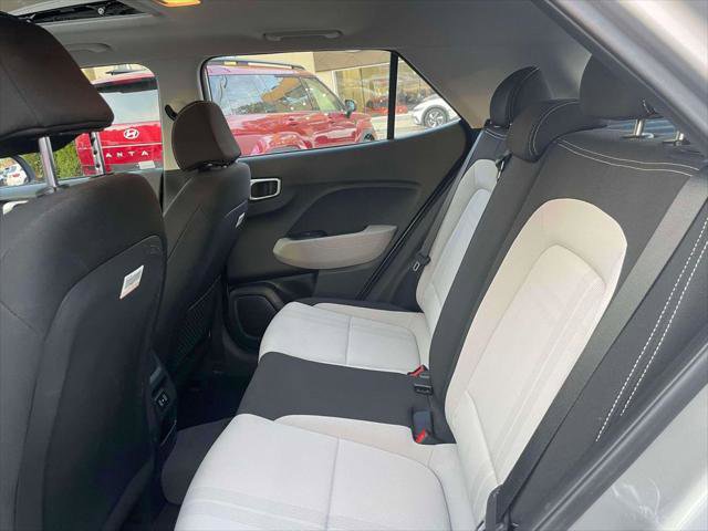 Certified 2024 Hyundai Venue SEL FWD image 11