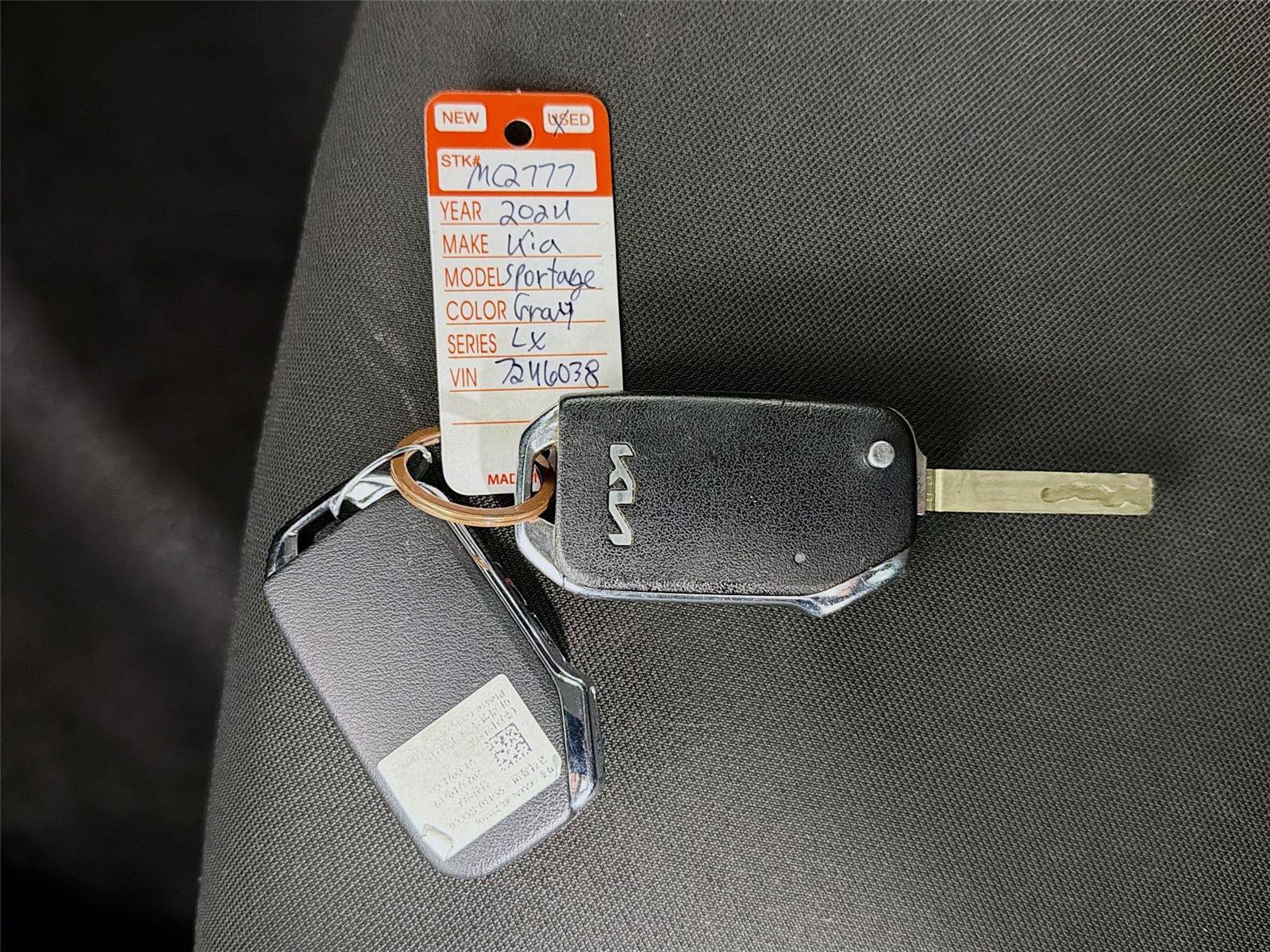 Used 2024 Kia Sportage LX image 33