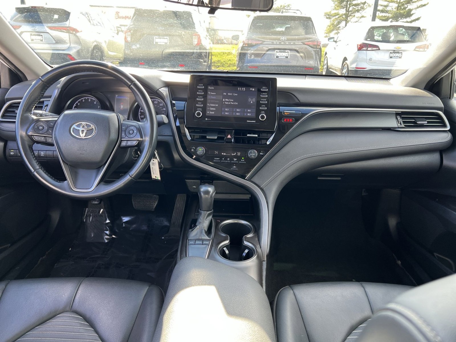 Used 2022 Toyota Camry SE image 22
