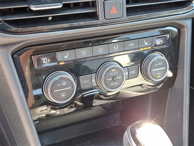 Used 2022 Volkswagen Taos SEL w/ Panoramic Sunroof Package image 19