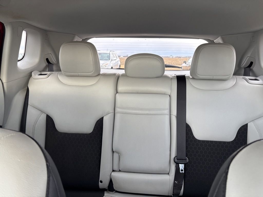 Used 2019 Jeep Compass Latitude w/ Safety & Security Group image 39