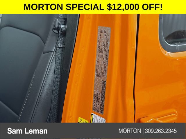 New 2025 Jeep Wrangler Sahara image 32