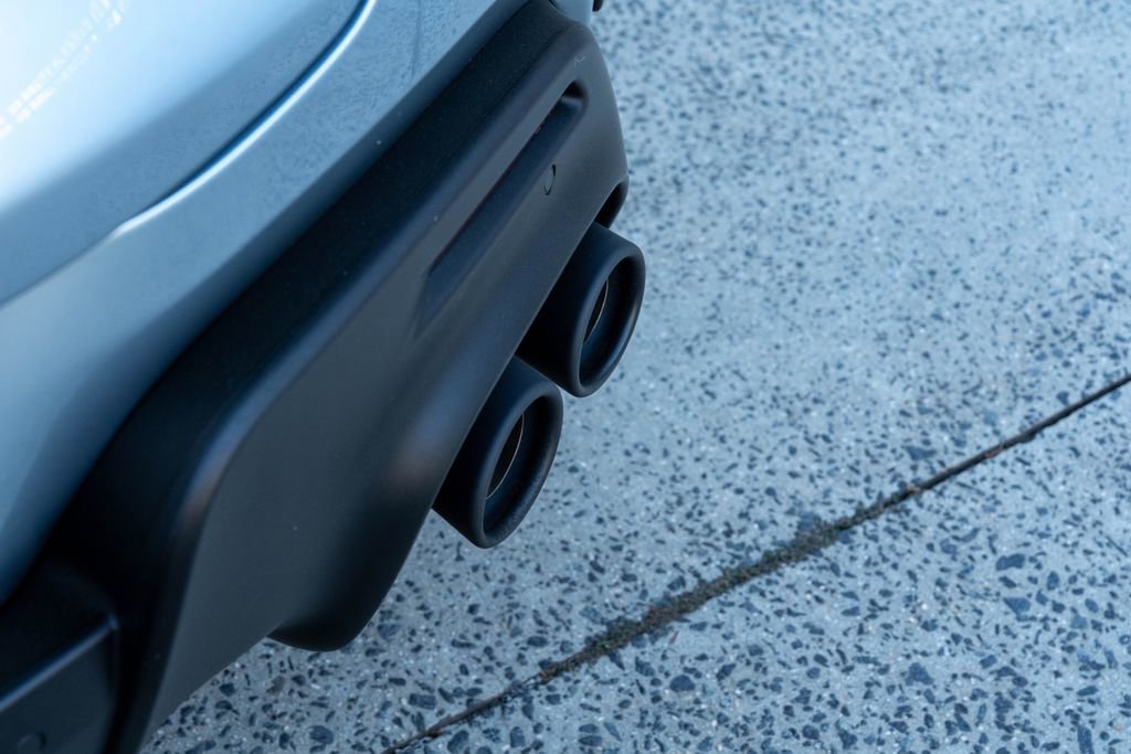 Certified 2025 Ferrari Purosangue image 17